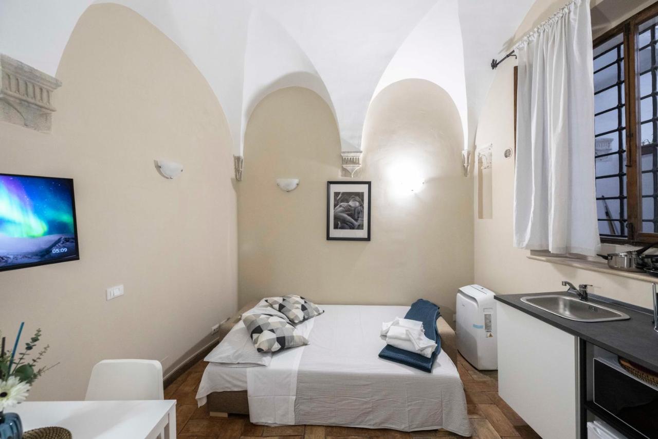 Studio Delle Grotte - Campo De' Fiori Рим Экстерьер фото